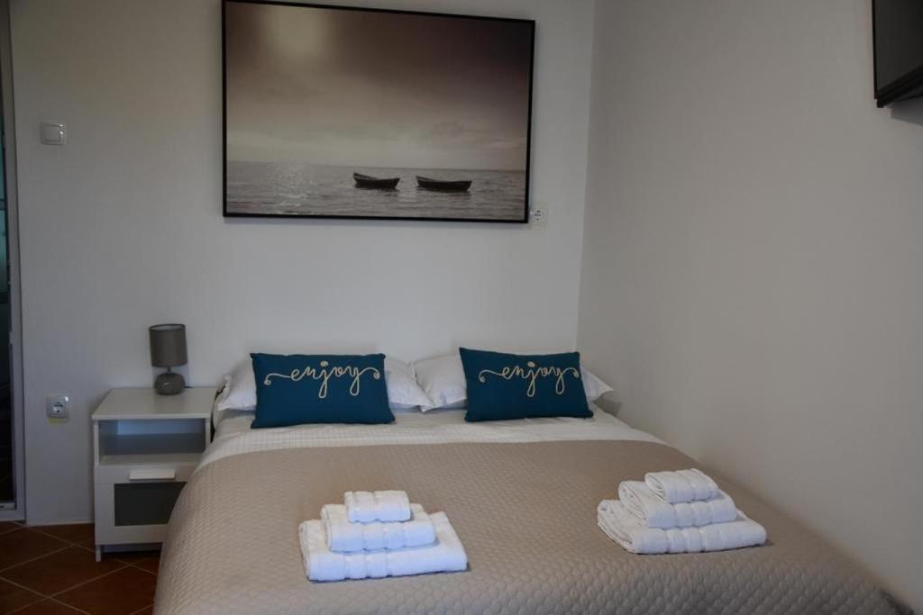 Luma Rooms Rudina Exterior photo